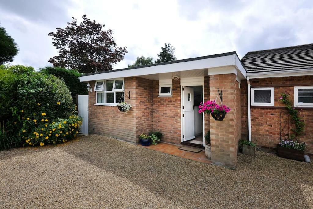 Saurden Guest Apartment Ipswich Exterior photo